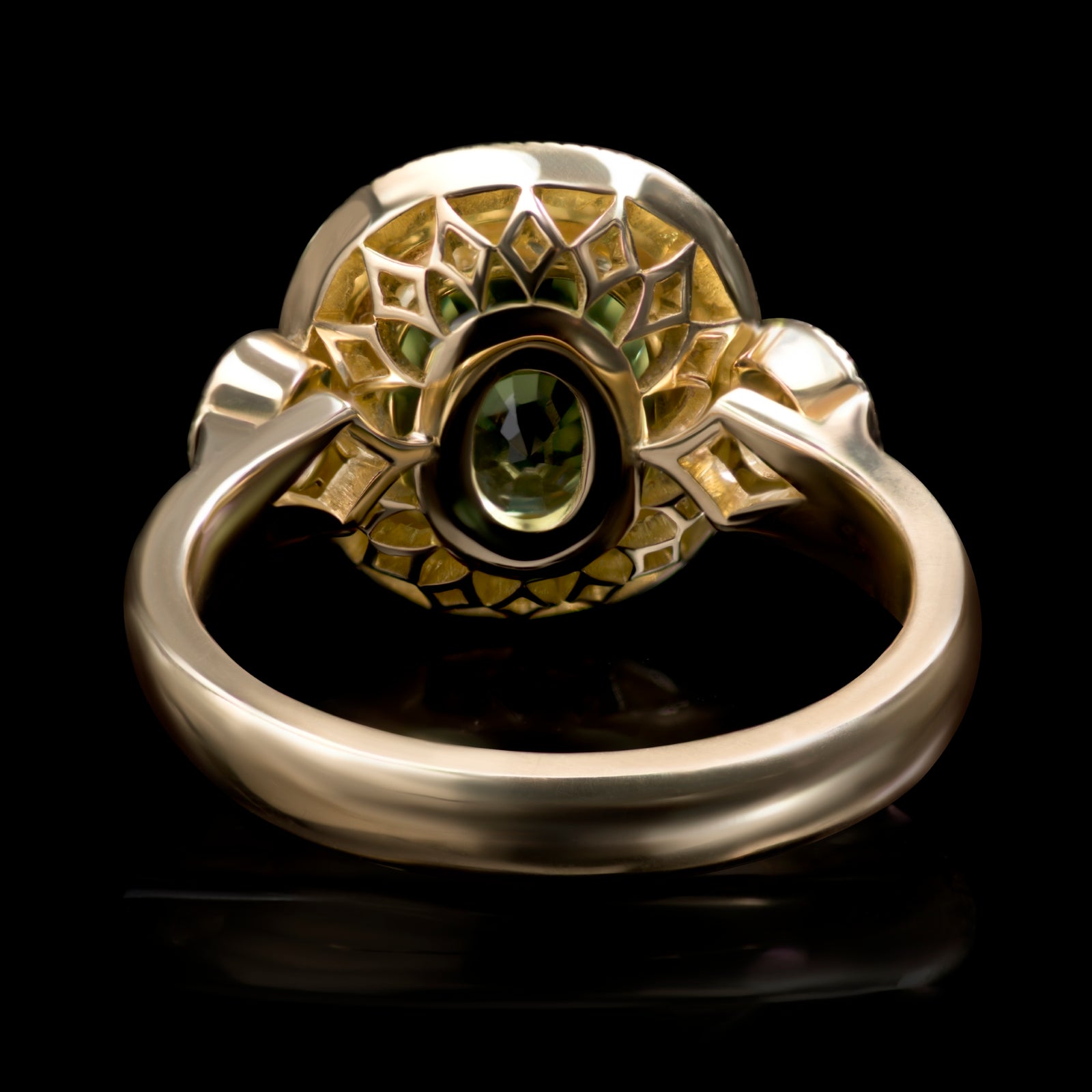 A Unique Sapphire & Diamond Cluster Ring