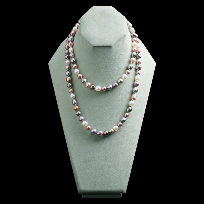 A Striking South Sea & Tahitian Baroque Cultured Pearl Necklet