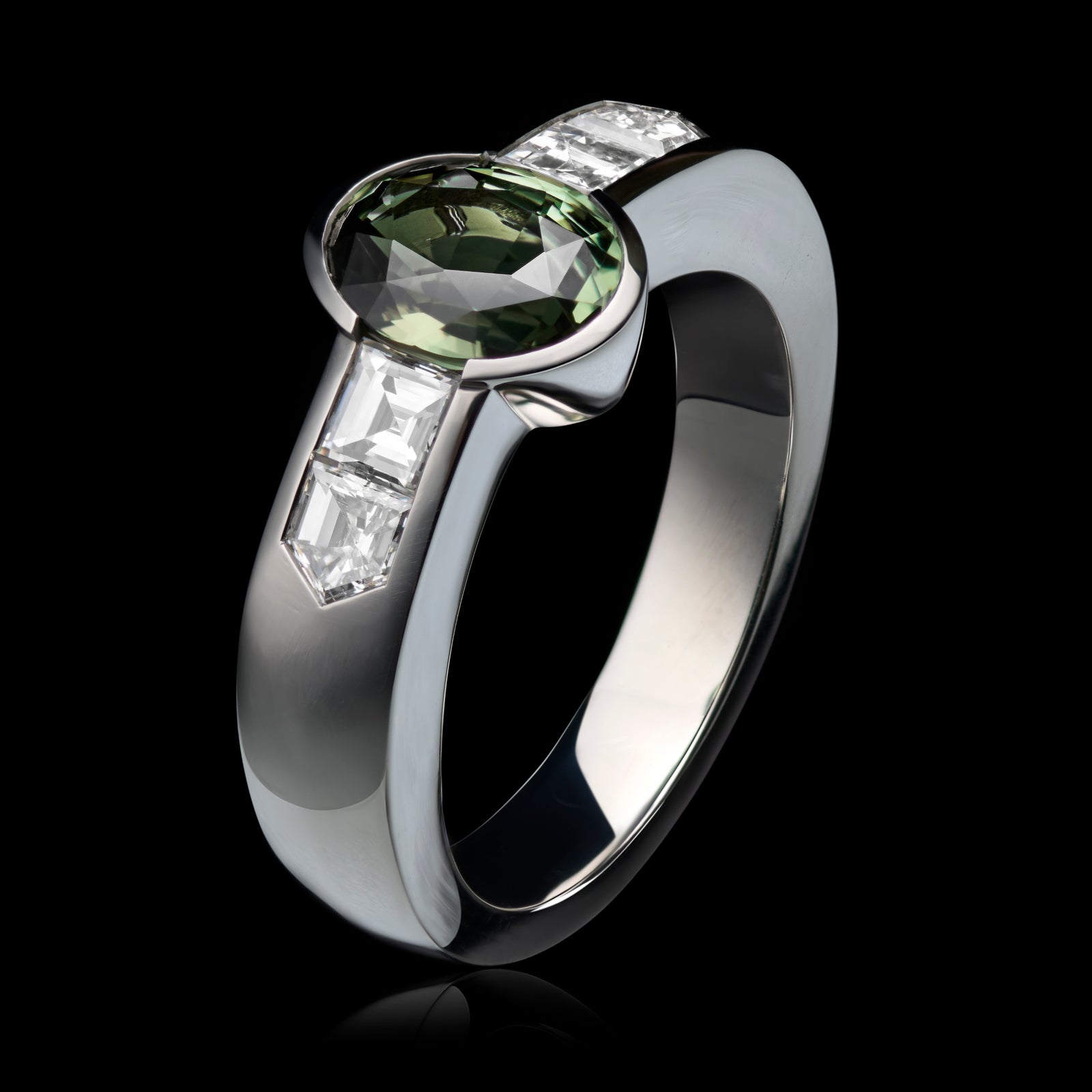 A Rarity. A Natural Alexandrite & Diamond Ring