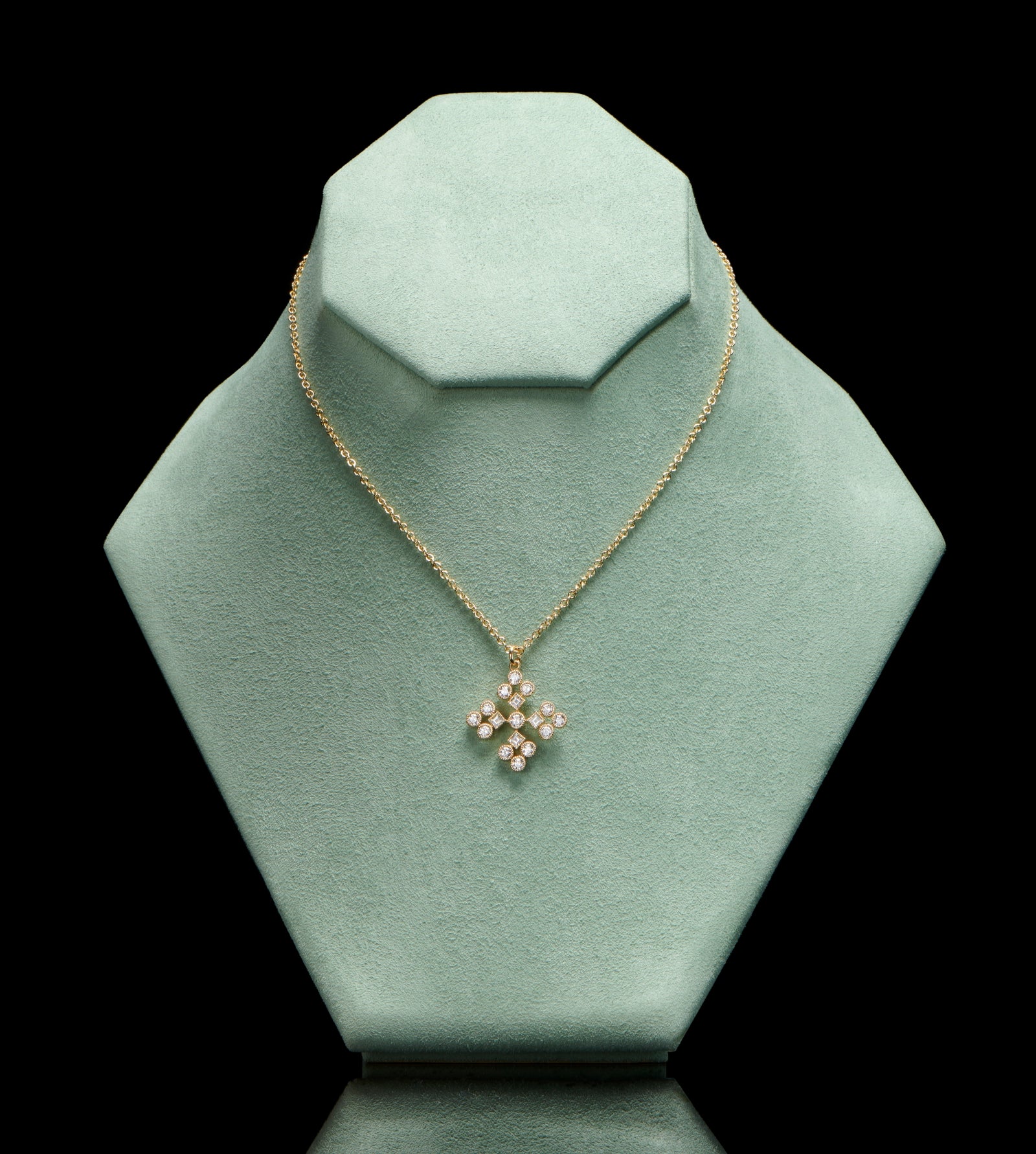 The impossible snowflake. A diamond pendant