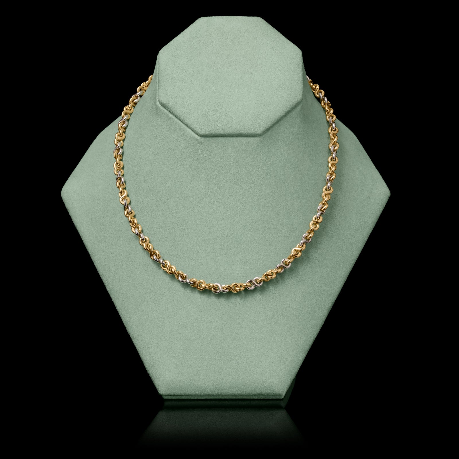 A  Handmade 18 carat Yellow Gold & Platinum Chain