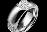 An All 18 Carat White Gold Diamond Segmented Ring with 112 Diamonds
