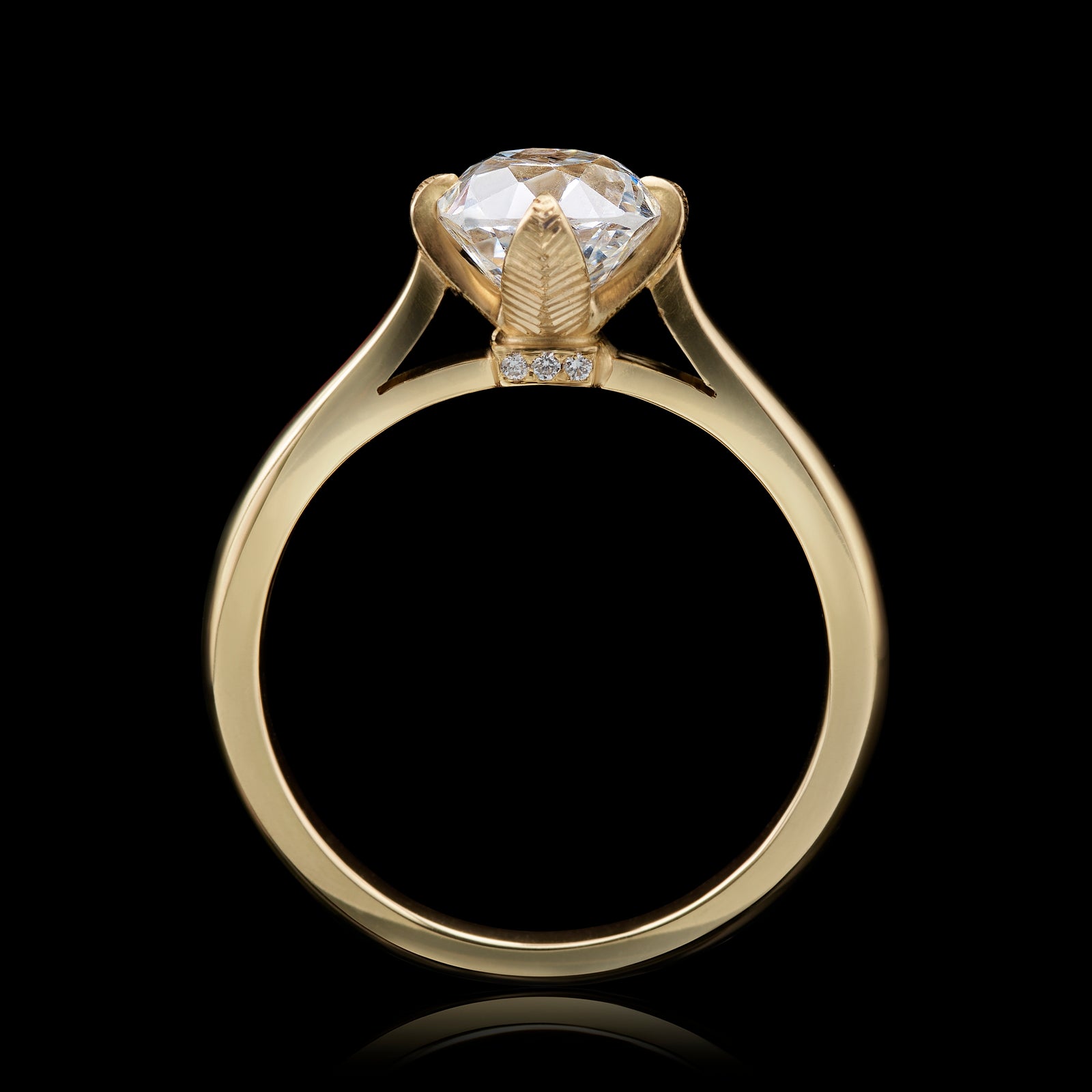 An Old Style Brilliant Cut Diamond Ring