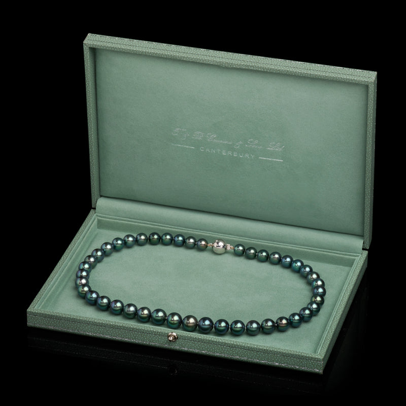 A Truly Beautiful Tahitian Pearl Necklace