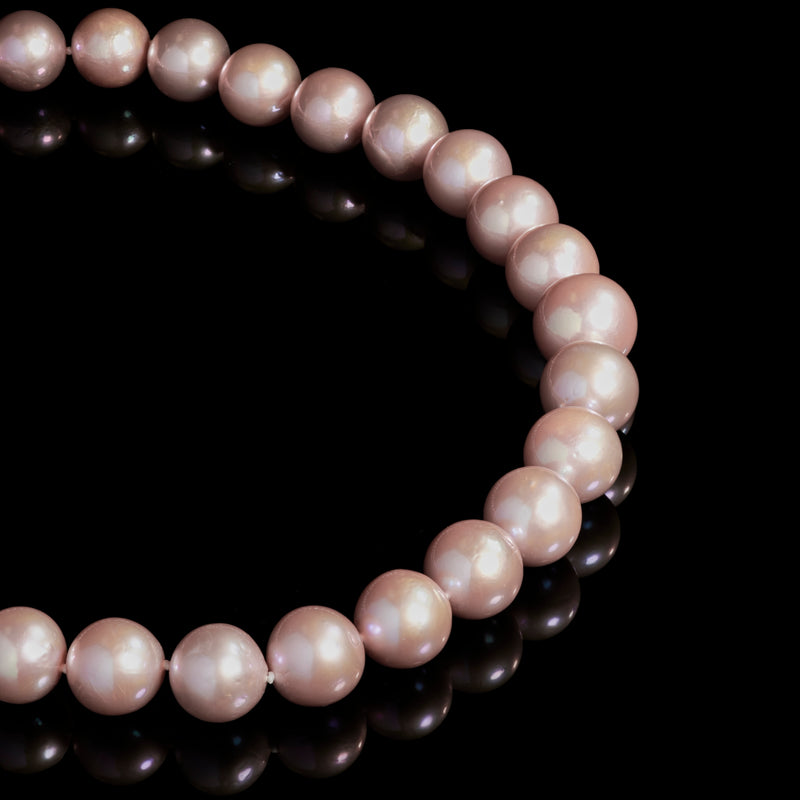 A Damask Pink Pearl Collar Necklet